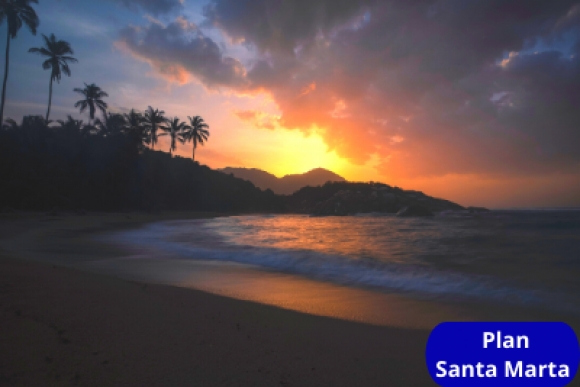 Plan Santa Marta con desayunos - 4 noches 5 días, City Tour, Playa Blanca y Minca, Pozo Azul y Taganga